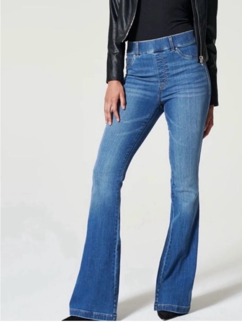 SPANXshape® EveryWear
Pull-On Flare Jeans, Size M, Tall inseam